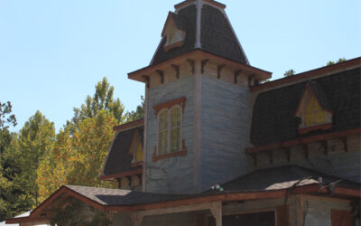 Raycliff Manor An Elegant Haunt